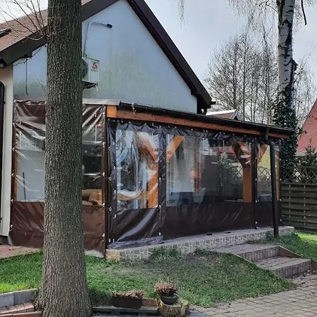 Dom Letniskowy Nad Jeziorem-rokitki Holiday home *
