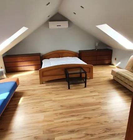 Holiday home Dom Letniskowy Nad Jeziorem-rokitki Rokitki (Legnica)